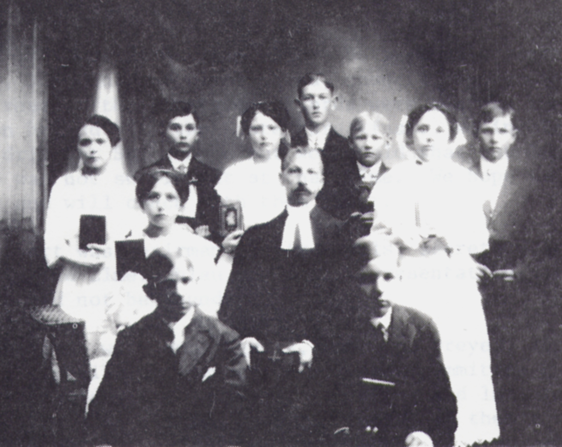 1915 confirmation class, St. John's Post Oak